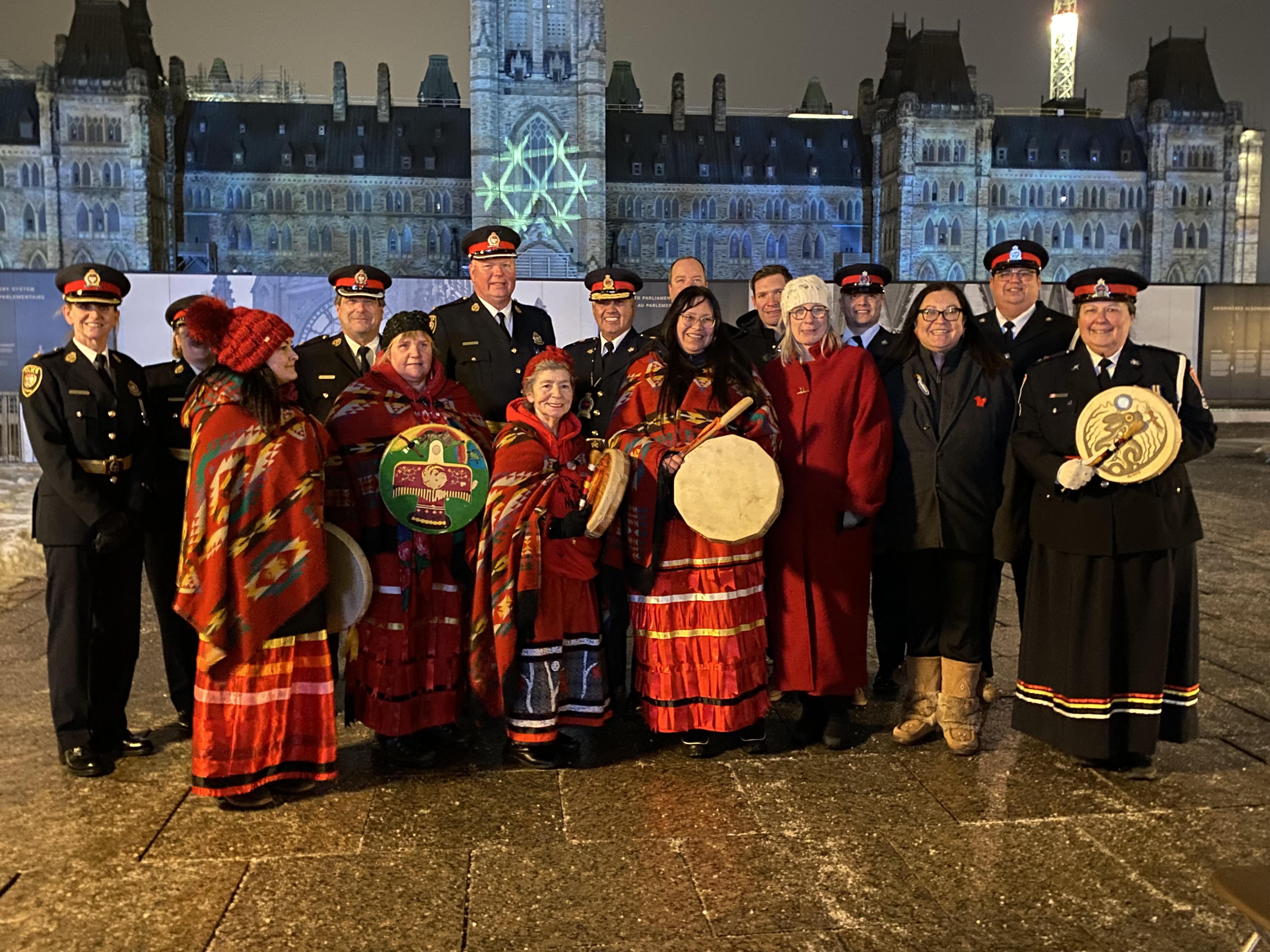 Thunder Bay Police Service brings MMIWG2S Tree of Hope to Parliament Hill