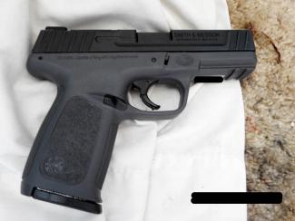Four arrested, cocaine and firearm seized Four arrested, cocaine and firearm seized