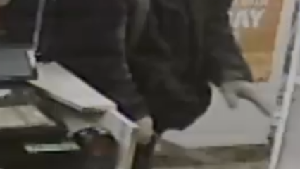 Armed Robbery Suspect to ID